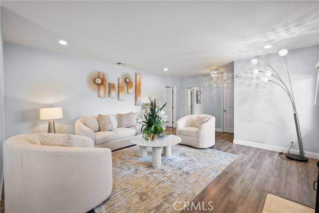 West Covina, CA 91791,401 N La Breda Avenue