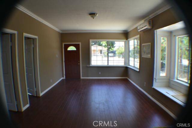 Pomona, CA 91766,942 E 6th Street