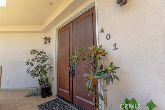 Los Angeles, CA 90038,855 Wilcox Avenue #401