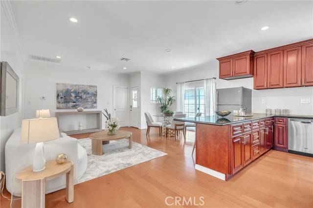 Temple City, CA 91780,6229 Oak Avenue