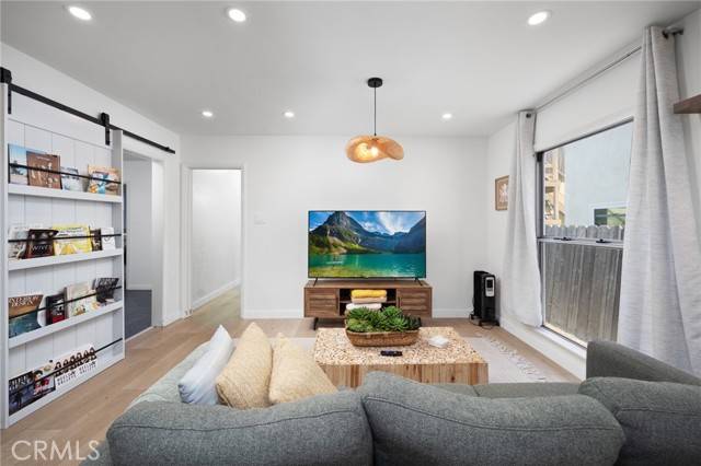 Long Beach, CA 90803,108 Bennett Avenue