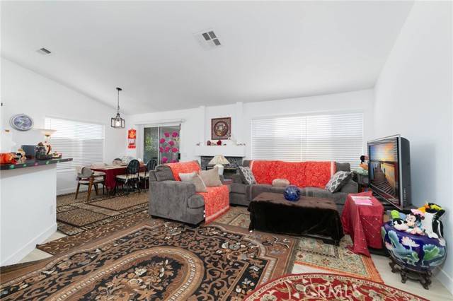 Victorville, CA 92395,13035 Troy Court
