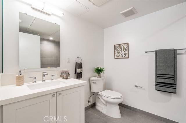 Pasadena, CA 91106,137 S Wilson Avenue #107