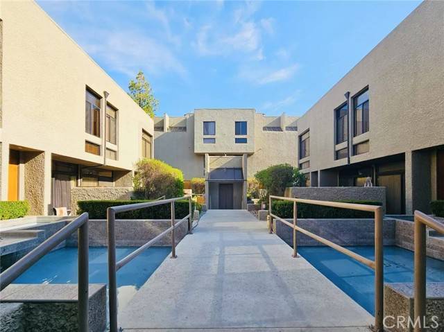 Pasadena, CA 91106,484 E California Boulevard #44