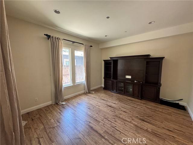 Pasadena, CA 91106,71 N Bonnie Avenue #1