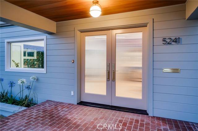 Los Angeles, CA 90041,5241 Sumner Avenue
