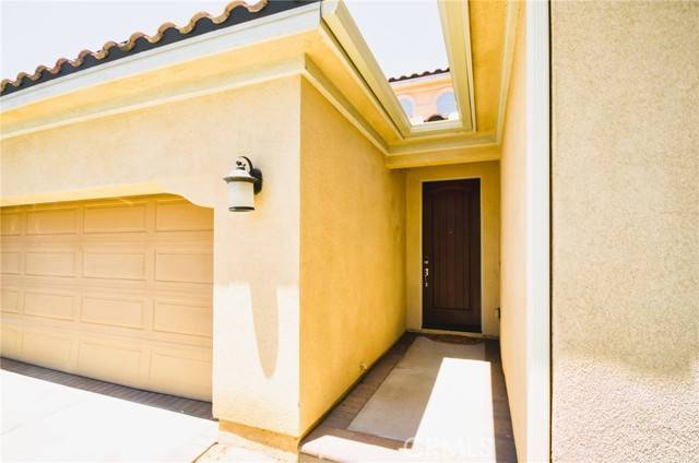 Eastvale, CA 92880,13288 Cactus Flower Street