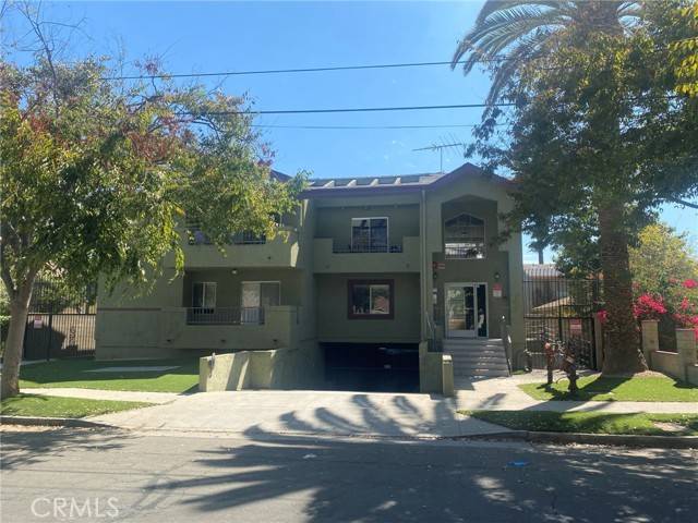 Pasadena, CA 91104,372 E Ashtabula Street #204