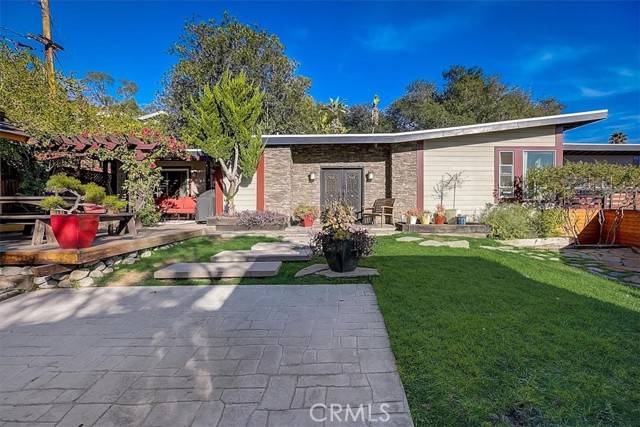 Altadena, CA 91001,3680 Leilani Way