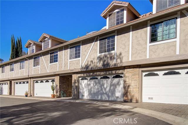 Agoura Hills, CA 91301,29633 Strawberry Hill Drive