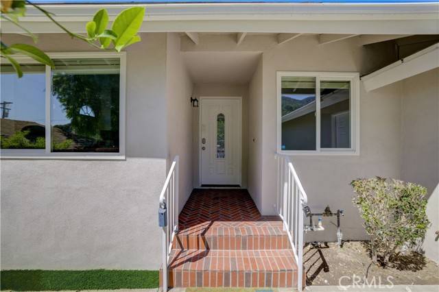 La Crescenta, CA 91214,5518 Terrace Drive