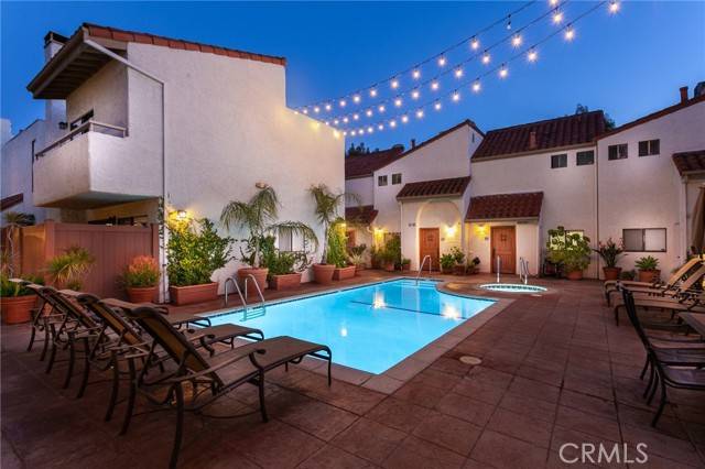 Studio City, CA 91604,10926 Bluffside Drive #31