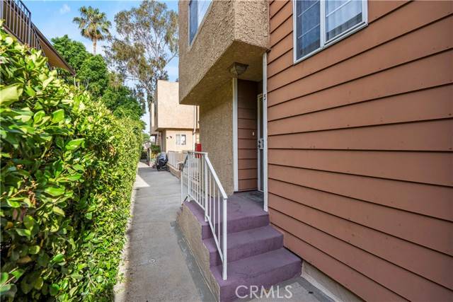 Van Nuys, CA 91405,7319 Hazeltine Avenue #15