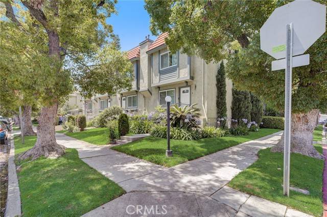 Glendale, CA 91203,405 Pioneer Drive #9A