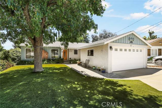 La Crescenta, CA 91214,3500 Brookhill Street