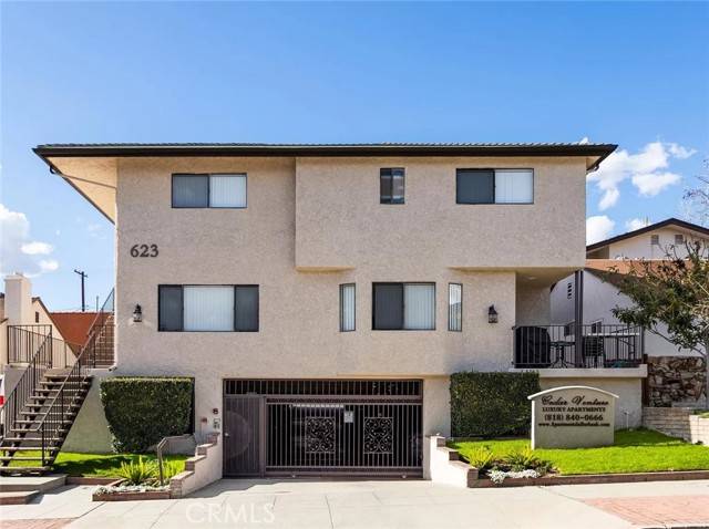 Burbank, CA 91501,623 E Cedar #A