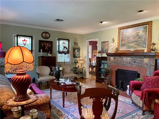Valley Village, CA 91607,12144 Blix Street