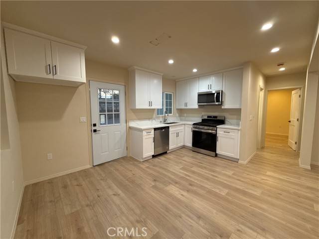 Sun Valley, CA 91352,7879 Claybeck Avenue