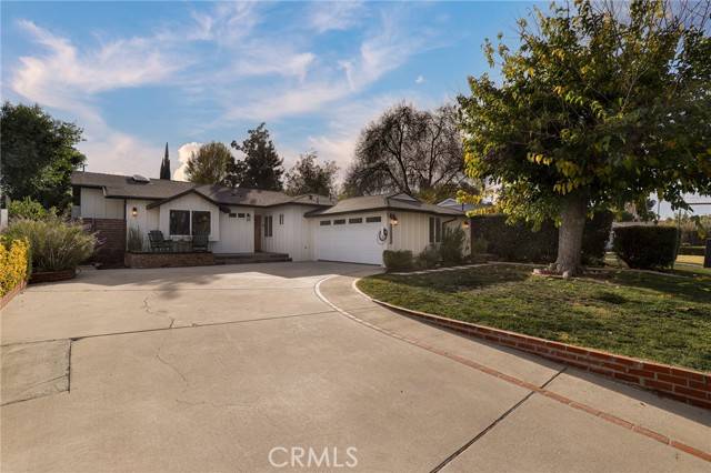 Woodland Hills, CA 91367,22642 Hatteras Street