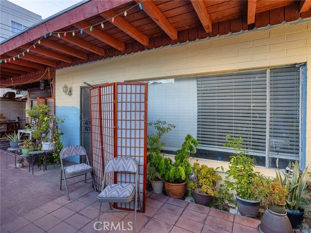Burbank, CA 91504,2309 N Niagara Street