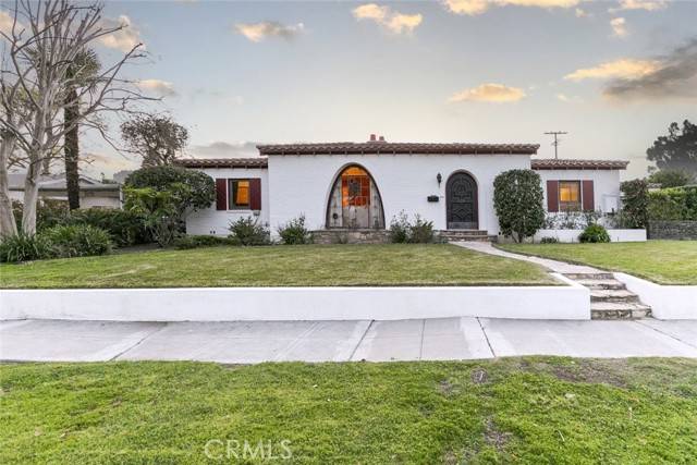 Burbank, CA 91506,233 N Sparks Street