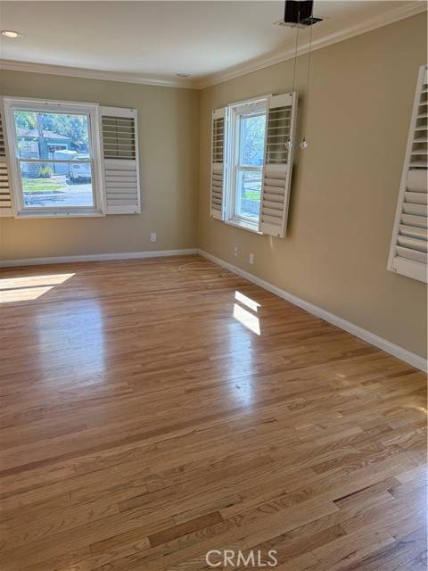 Sunland, CA 91040,10213 Nassau Avenue