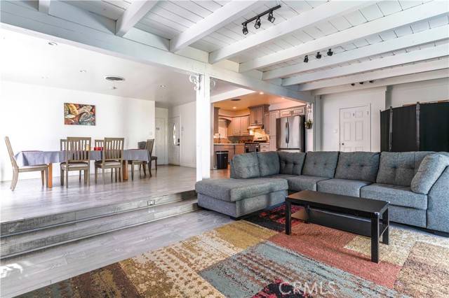 North Hollywood, CA 91605,8034 Van Noord Avenue