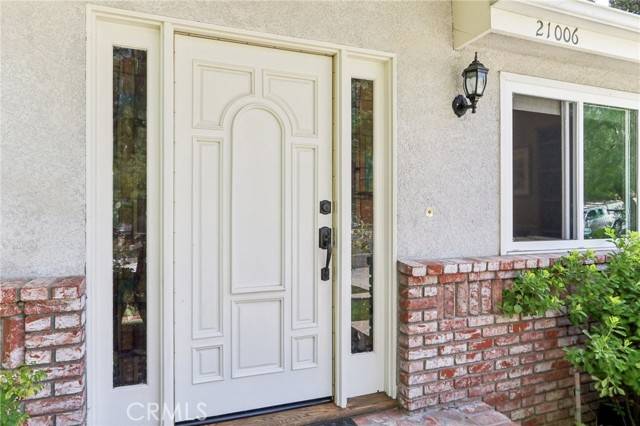 Woodland Hills, CA 91367,21006 Dumetz Road