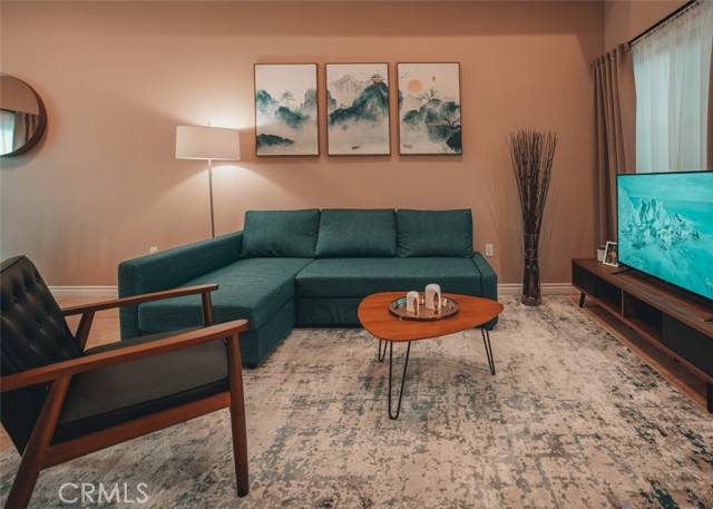 Glendale, CA 91202,1153 San Rafael Avenue #105