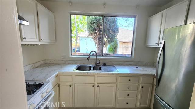North Hollywood, CA 91601,5622 Elmer Avenue