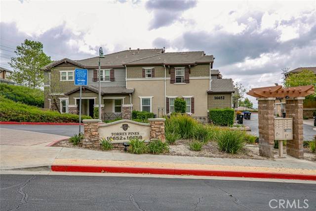 Rancho Cascades, CA 91342,16652 Nicklaus Drive #94