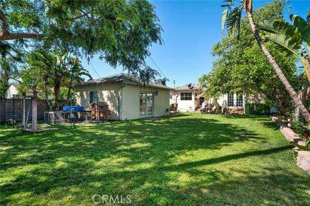 Burbank, CA 91505,1232 N Avon Street