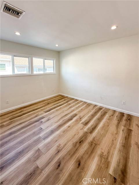 Granada Hills, CA 91344,10430 Densmore Avenue