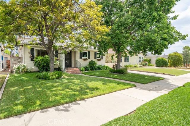Burbank, CA 91505,850 N Naomi Street