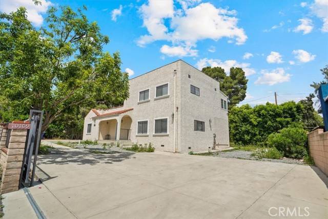 Sun Valley, CA 91352,10109 La Tuna Canyon Road