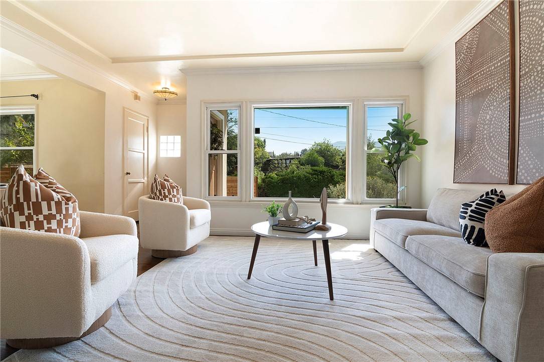 Sunland, CA 91040,9001 Hillrose Street