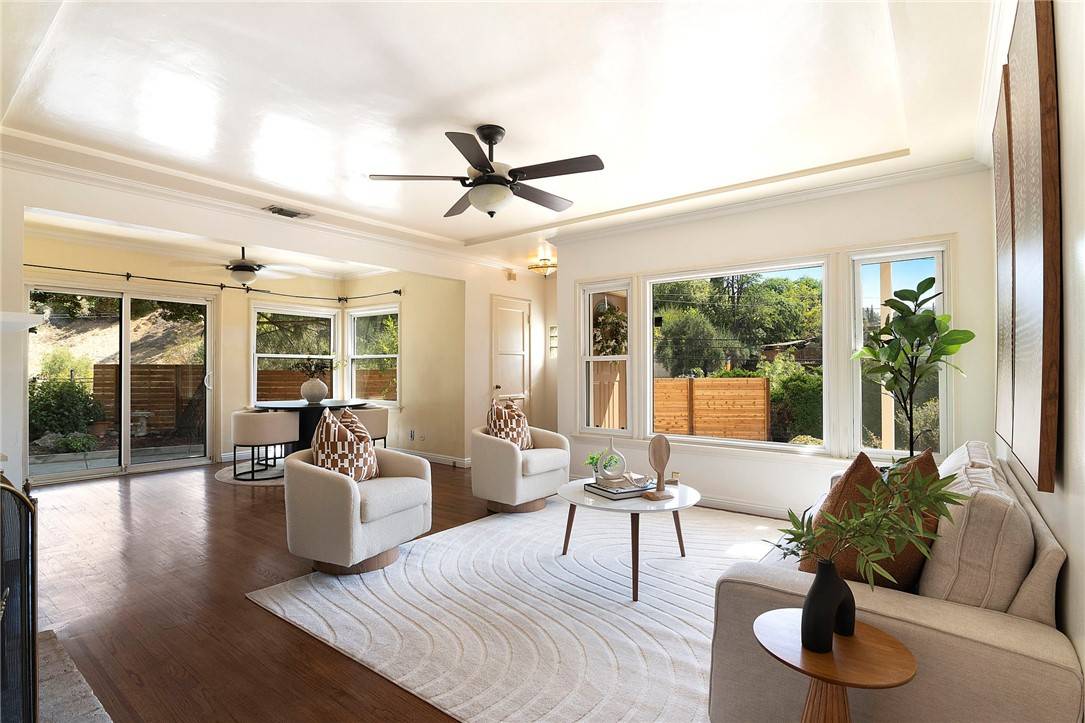 Sunland, CA 91040,9001 Hillrose Street