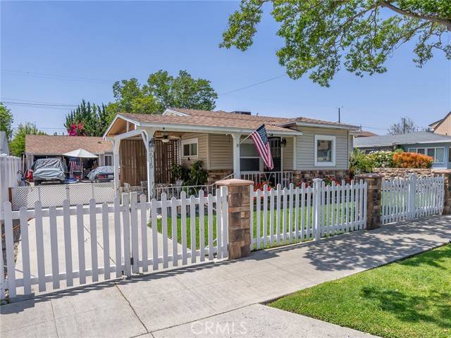 Burbank, CA 91506,515 N Shelton Street