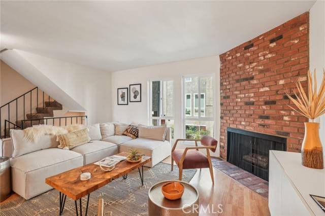 Los Angeles, CA 90039,2976 Avenel Terrace