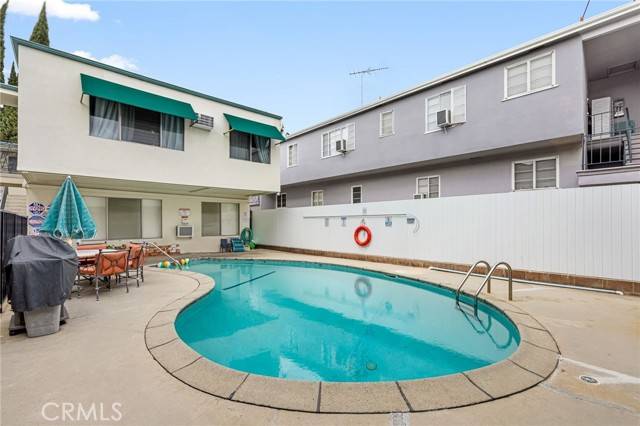 West Hollywood, CA 90046,1234 N Laurel Avenue #9A