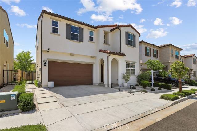 Canyon Country, CA 91351,28519 Moyer Lane