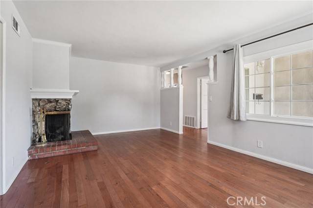 Woodland Hills, CA 91303,6552 Farralone Avenue