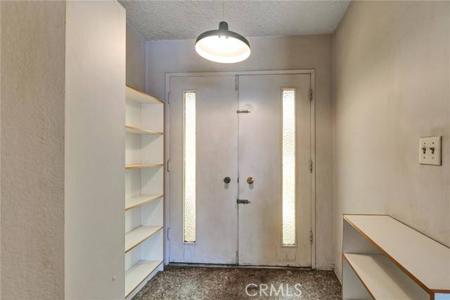 Sunland, CA 91040,8720 Mulberry Drive