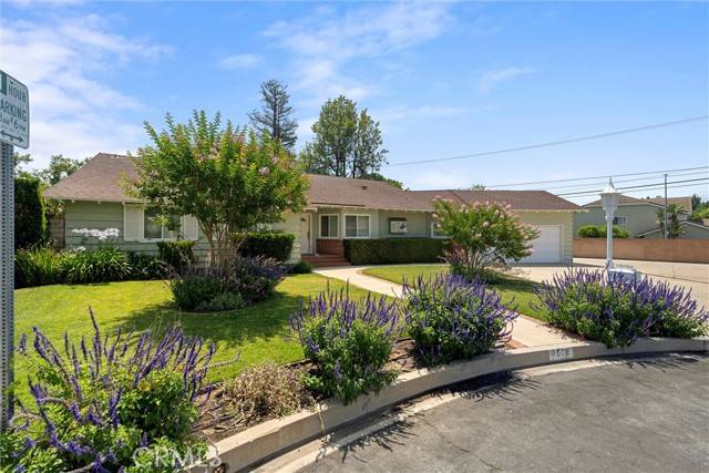 Northridge, CA 91325,9508 Jellico Avenue
