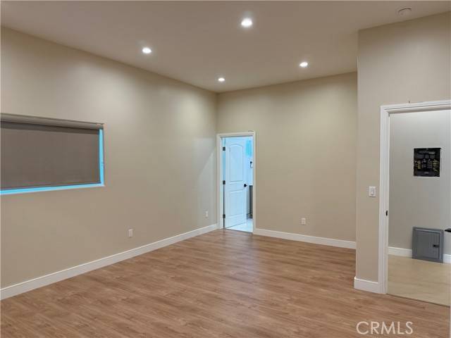 Burbank, CA 91501,820 E Tujunga Avenue