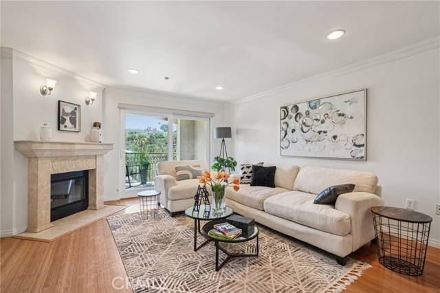 Los Angeles, CA 90042,6221 Monterey Road #402