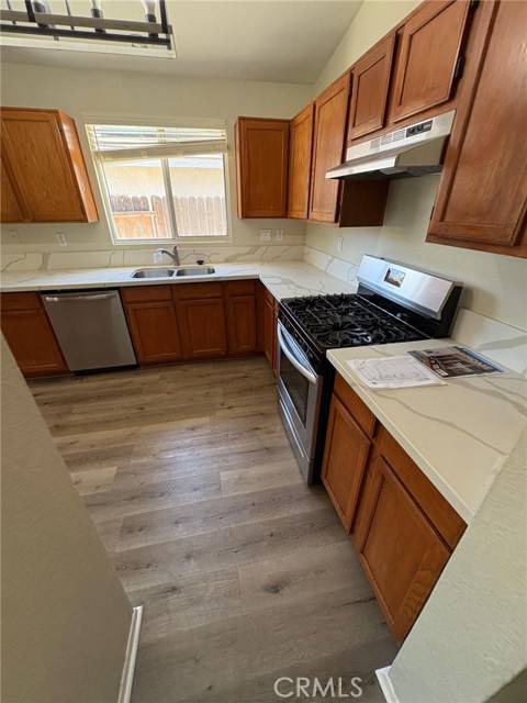 Lancaster, CA 93536,6327 W Avenue J5