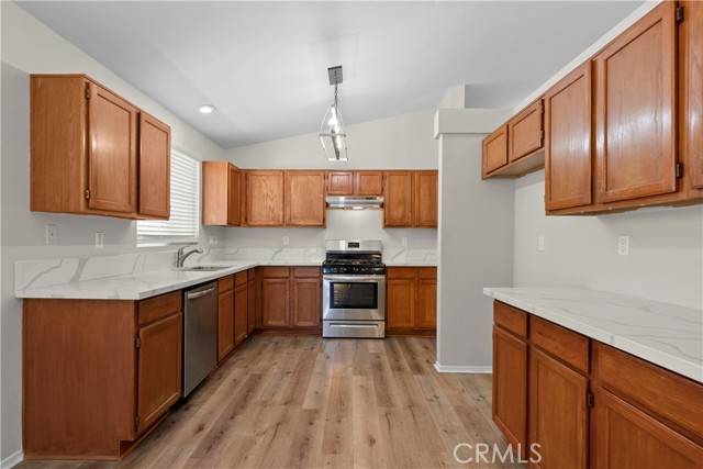 Lancaster, CA 93536,6327 W Avenue J5