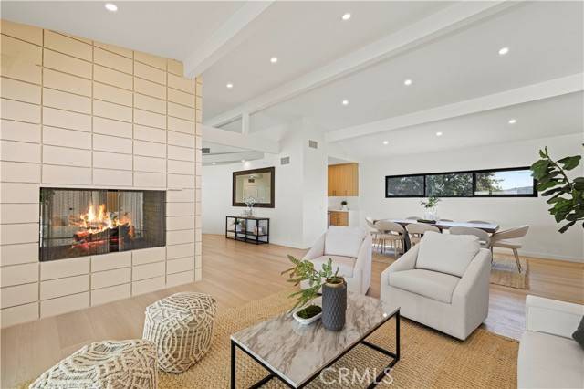 Glendale, CA 91208,2414 Las Positas Road