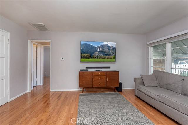 Winnetka, CA 91306,6851 Lubao Avenue